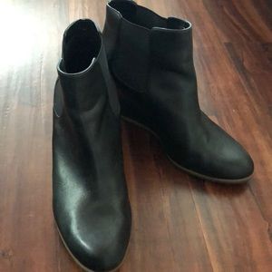 Susina black leather wedge boots size 11